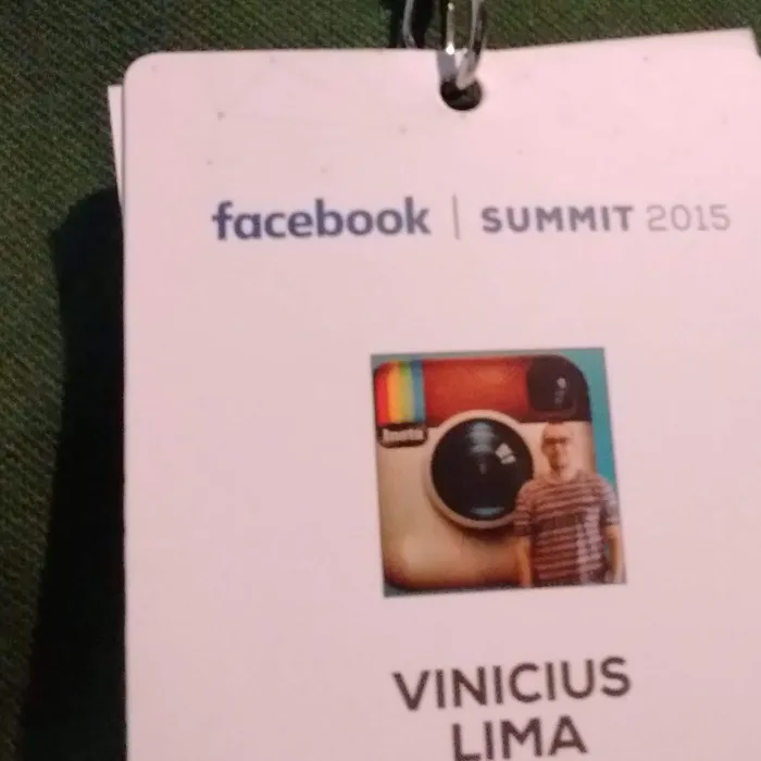Credencial de Vinicius Lima como equipo de Facebook en el Facebook Summit 2015