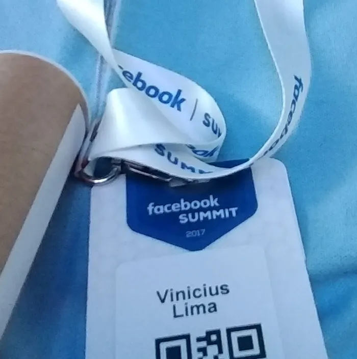 Credencial de Vinicius Lima en el Facebook Summit 2017